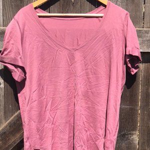 V-neck Short Sleeve Love Tee